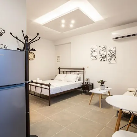 Charming Urban Escapes Your Cozy Retreats Filiatrá