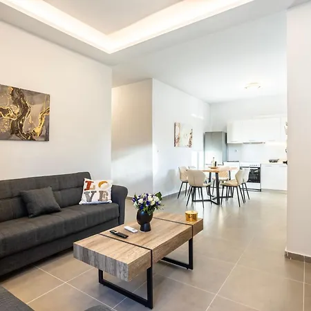 Charming Urban Escapes Your Cozy Retreats * Filiatrá