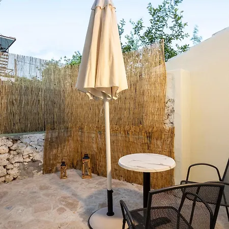 Charming Urban Escapes Your Cozy Retreats Lejlighed