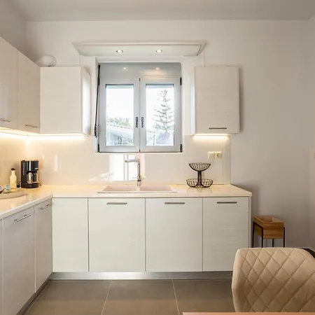 Charming Urban Escapes Your Cozy Retreats