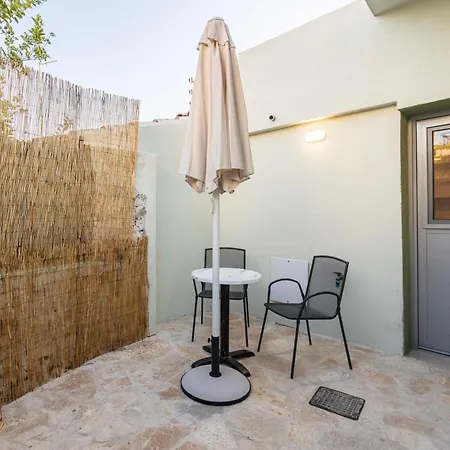 Charming Urban Escapes Your Cozy Retreats Apartment