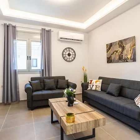 Charming Urban Escapes Your Cozy Retreats 公寓 菲利亚特拉