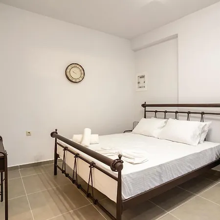 Charming Urban Escapes Your Cozy Retreats 公寓