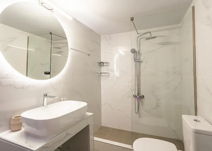 Charming Urban Escapes Your Cozy Retreats Lejlighed