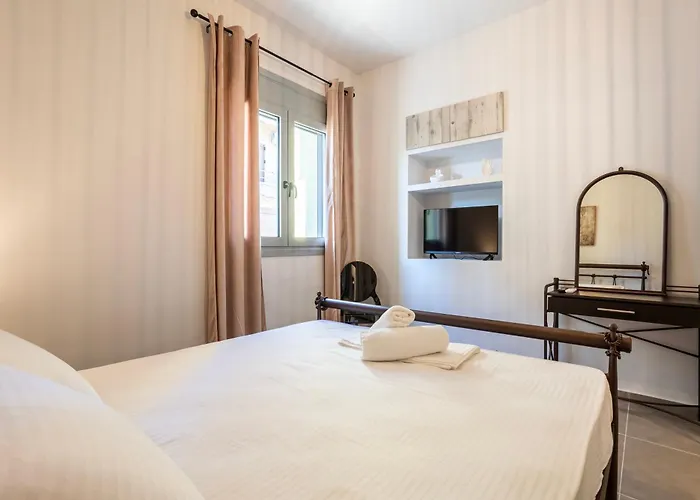 Lejlighed Charming Urban Escapes Your Cozy Retreats Filiatrá